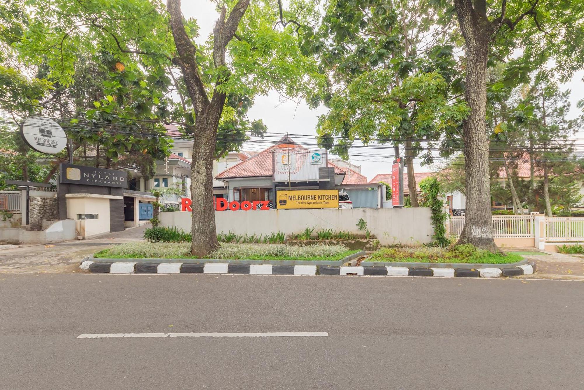 Reddoorz Plus @ Cipaganti Street 3 Bandung Exterior foto